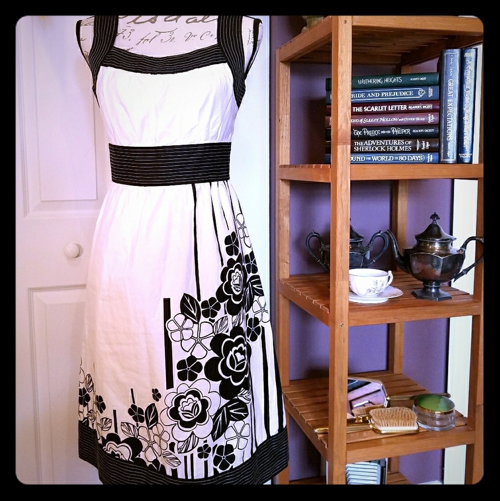 100% cotton retro swing dress w/contrast stitching